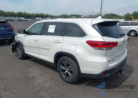 2019 Toyota Highlander Le Plus from USA, damaged, VIN 5TDBZRFH5KS977277